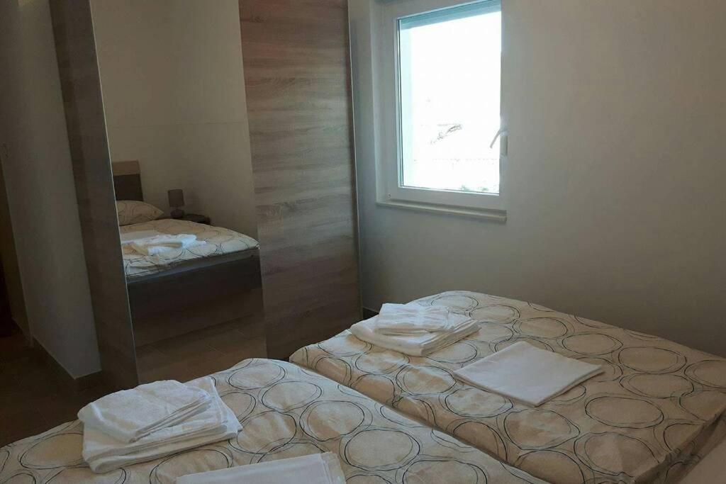 شقة Apartman Jercic دوغي رات المظهر الخارجي الصورة